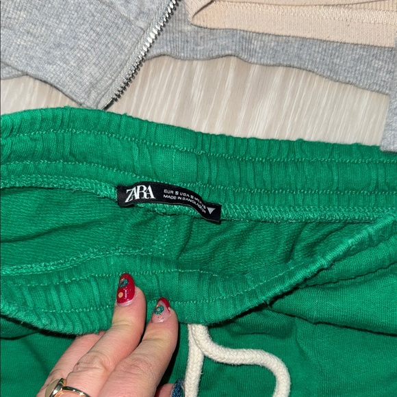 Zara Bundle - Picture 2 of 5